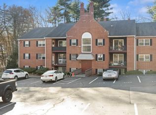 1 Louisburg Sq APT 3, Nashua, NH 03060