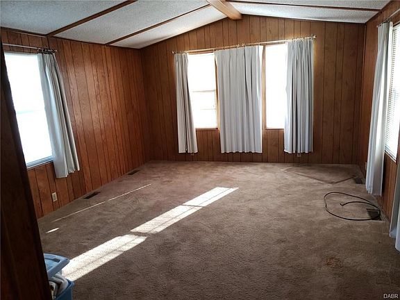 2nd image of 5103 Santa Fe Dr