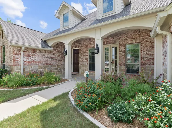 13617 Fishing Hole Ln, Haslet, TX 76052