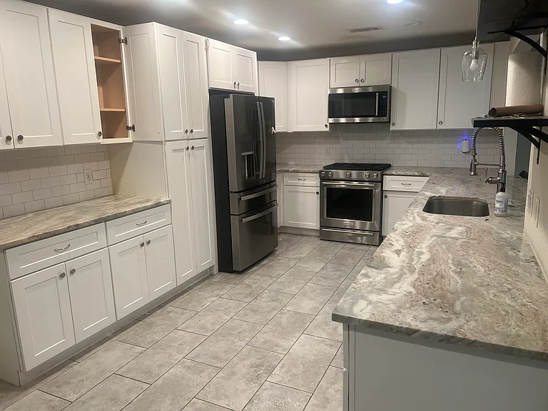 10215 Dale Crest Dr — Photo 3