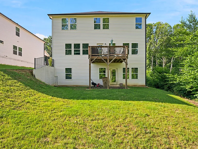 677 Magnolia Dr — Photo 25