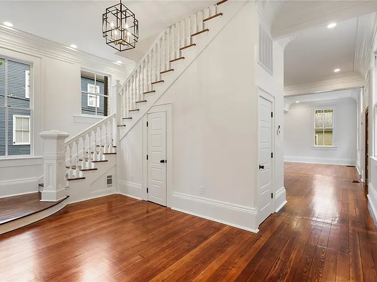 1435 Constance St — Photo 4