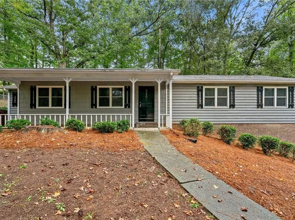 3350 Brookhill Cir, Marietta, GA 30062