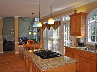 202 Montford Hall Ct, Cary, NC 27519