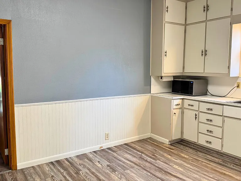Plenty of space for a kitchen table and chairs