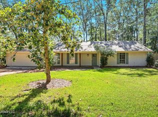 102 Pine Rd, Brandon, MS 39047