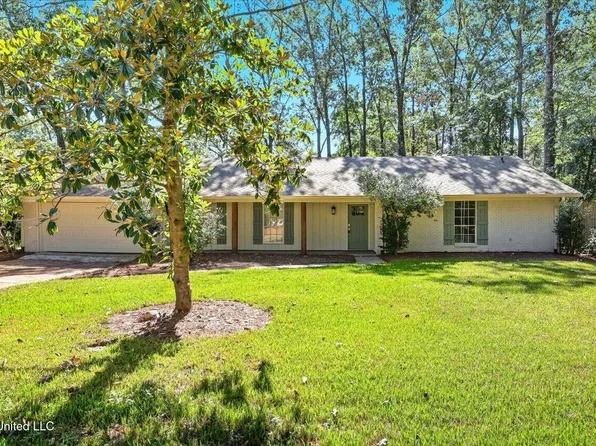 102 Pine Rd, Brandon, MS 39047