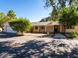 190 Fairway Ln, Ojai, CA 93023