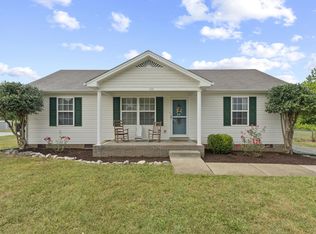 123 Gravel Ln, Portland, TN 37148