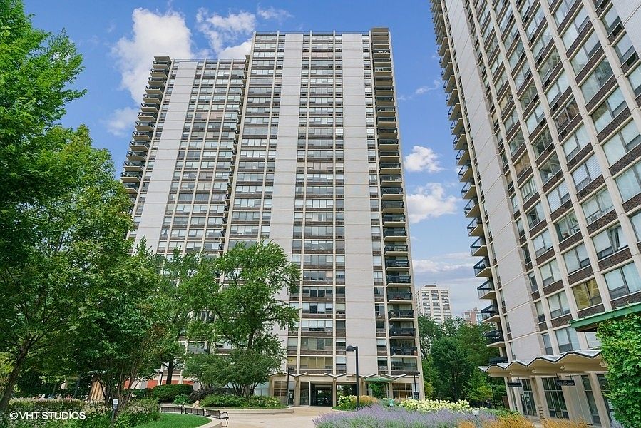 1st image of 1360 N Sandburg Ter APT 1103