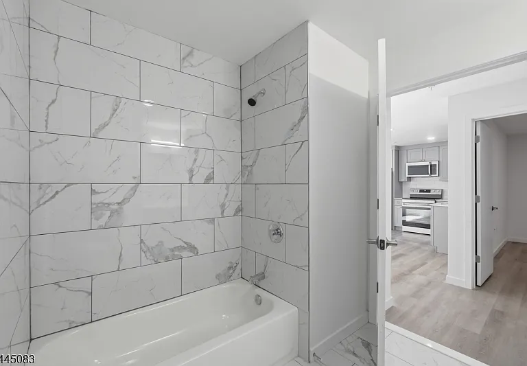 566 Springfield Ave #305 — Photo 7