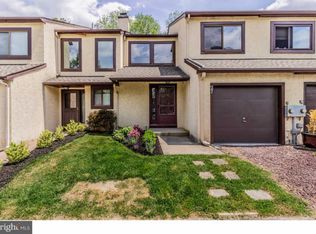 27 Five Crown Royal, Marlton, NJ 08053