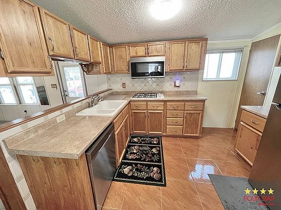 2nd image of 312 Newcastle Dr