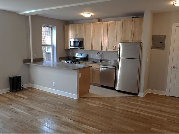 3rd image of 120 Vermilyea Ave APT D41