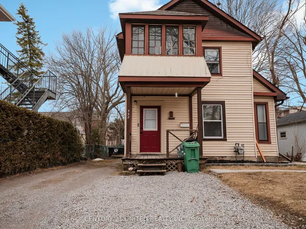552 Bethune St, Peterborough, ON K9H 3Z5
