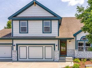 10221 N Lewis Ave, Kansas City, MO 64157