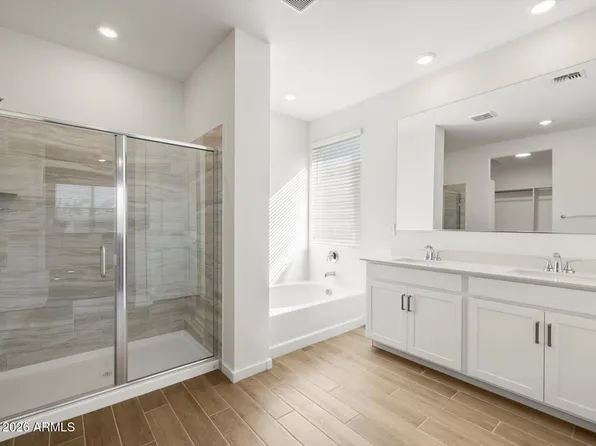 333 W ROCK NEEDLE Trail, Apache Junction, AZ 85120