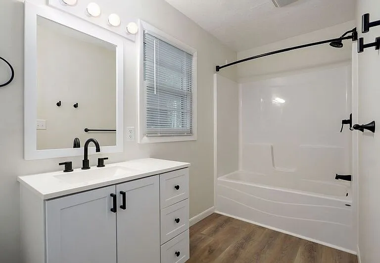 906 N Belview Ave — Photo 11
