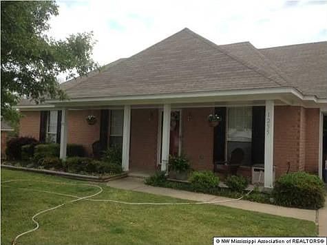 1st image of 1255 Custer Dr E