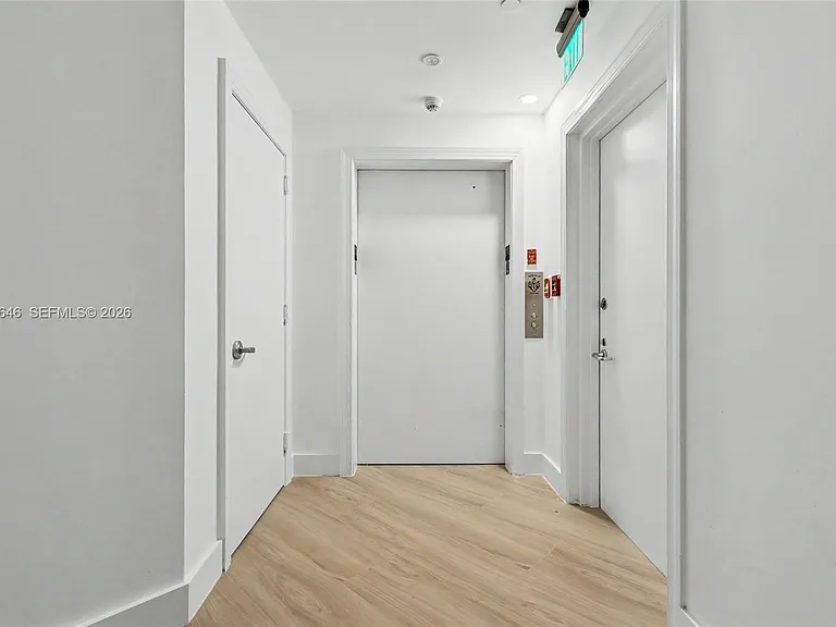 731 Crandon Blvd #208 — Photo 2