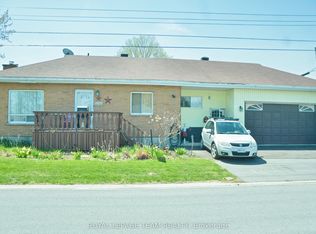 3040 S Walker St, Edwardsburgh/cardinal, ON K0E1E0