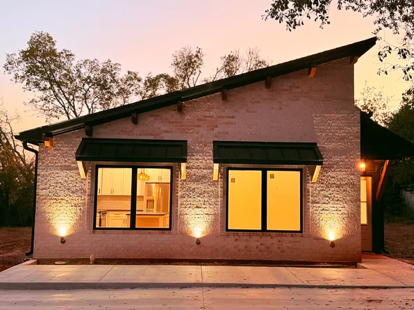 322 Inwood St, Bullard, TX 75757