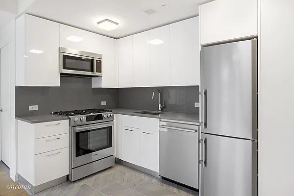 Rented by Corcoran | media 34