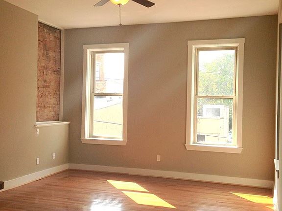 3rd image of 26 E 15th St #5