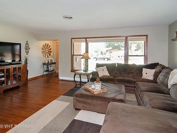 2nd image of 3001 Mayfair Ave