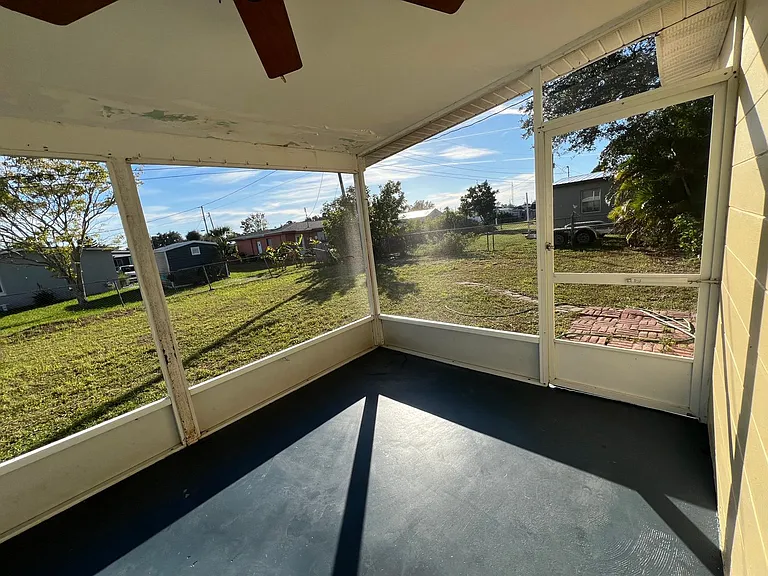 21179 Meehan Ave — Photo 9