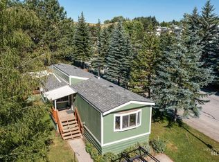 609 N Almon St SPACE 2003, Moscow, ID 83843
