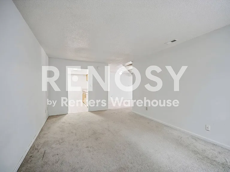 5310 Lake Victoria Arch — Photo 5