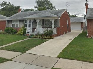 28034 Edward St, Roseville, MI 48066