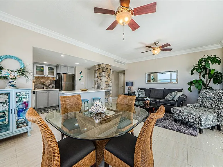 880 Mandalay Ave #S202 — Photo 4