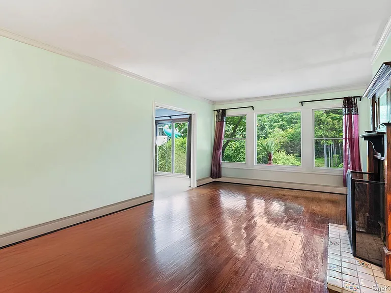 13 Whitney Cir — Photo 9