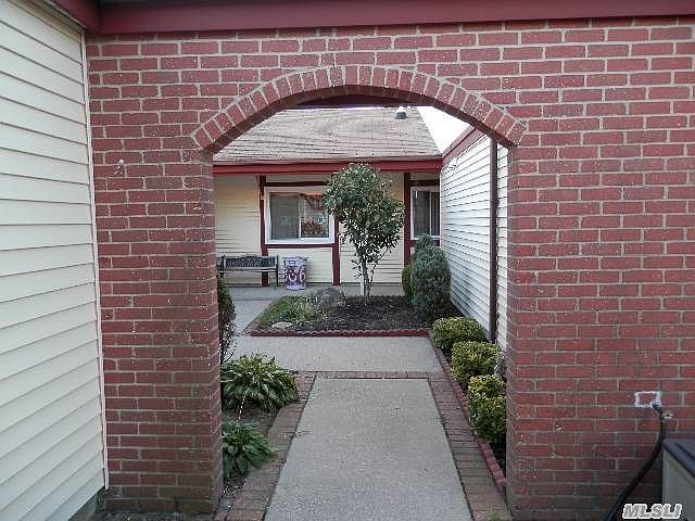 1st image of 604 Alden Ct E
