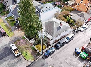 228 E 26th Ave, Vancouver, BC V5V2H3