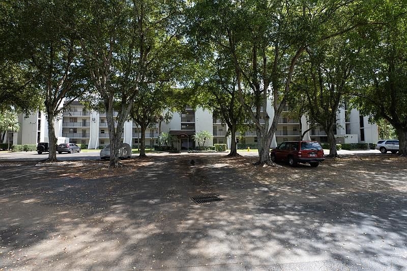 1st image of 9410 Poinciana Pl APT 205