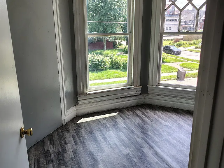 406 E Gilbert St #2 — Photo 15