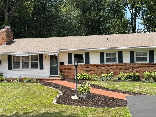 4300 Lamarre Dr, Fairfax, VA 22030