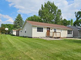 111 10th Ave SE, Elbow Lake, MN 56531