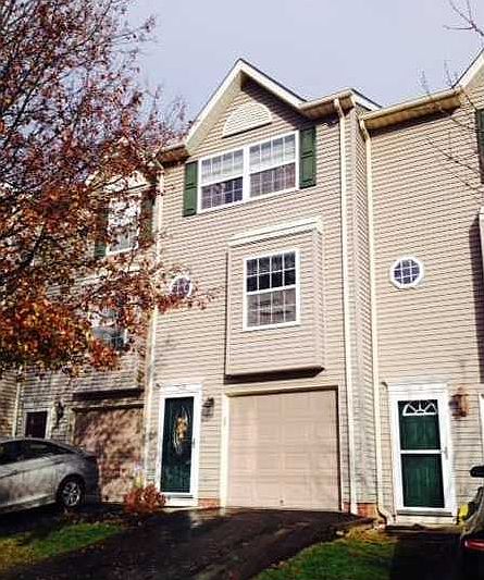 1st image of 708 Palace Ct