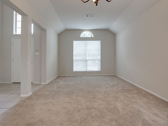 4th image of 8313 Pipestone Dr