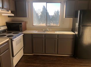 672 S Roosevelt Rd S, Portales, NM 88130