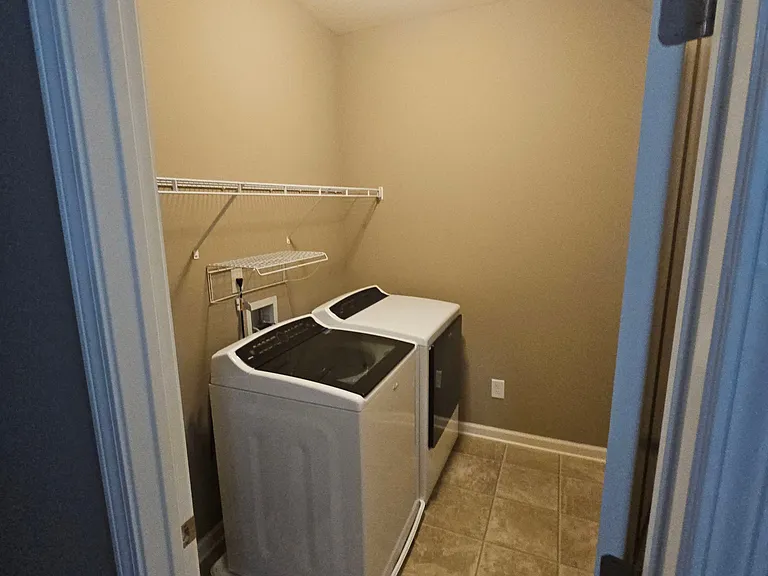 1035 Constitution Way — Photo 10