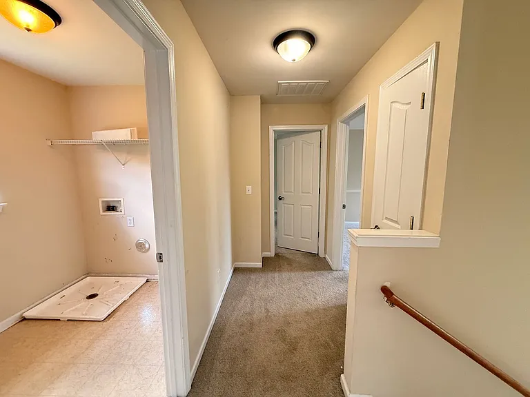 17418 Westmill Ln — Photo 11