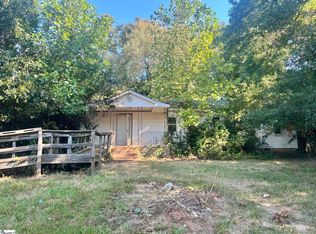 715 Whitmire Hwy, Joanna, SC 29351