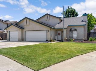 717 E Spring Lane, Lemoore, CA 93245