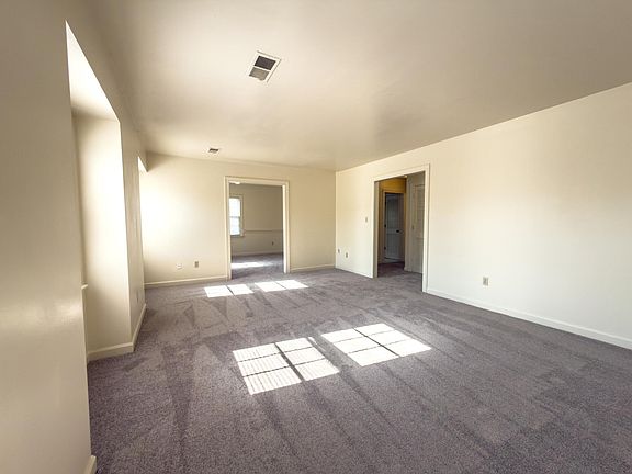 4th image of 833 King James St SW APT D