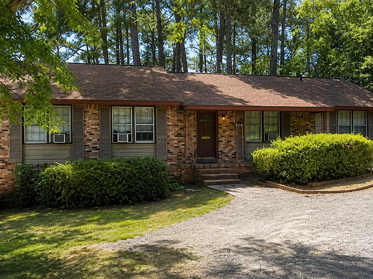 603 Dawn Dr #B — Photo 1
